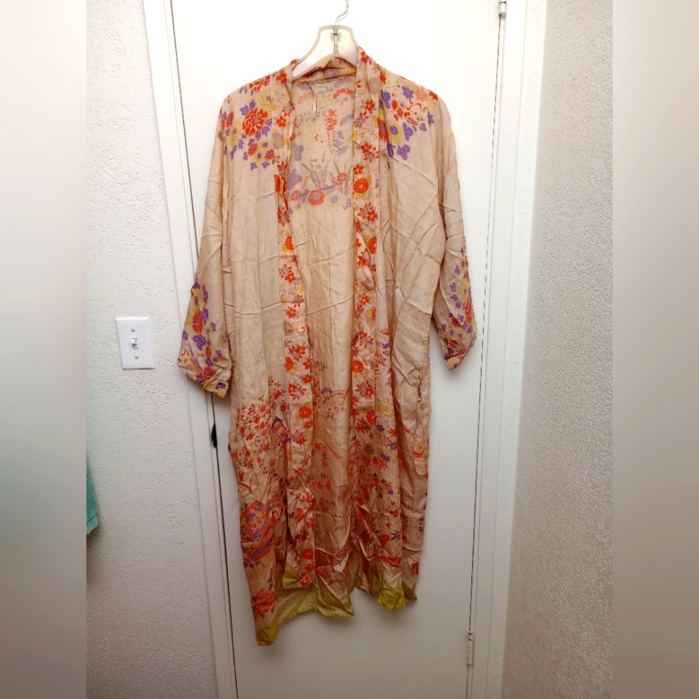 Silk kimono/robe